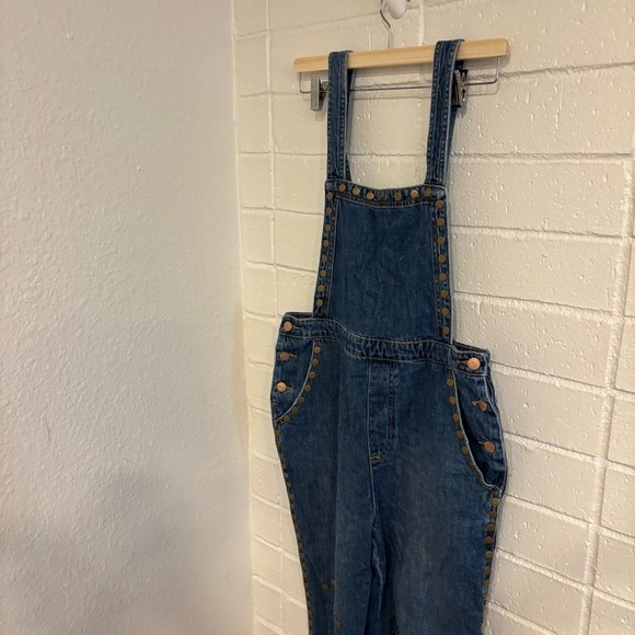 Urban Outfitters heart studded overalls - Picture 2 of 8